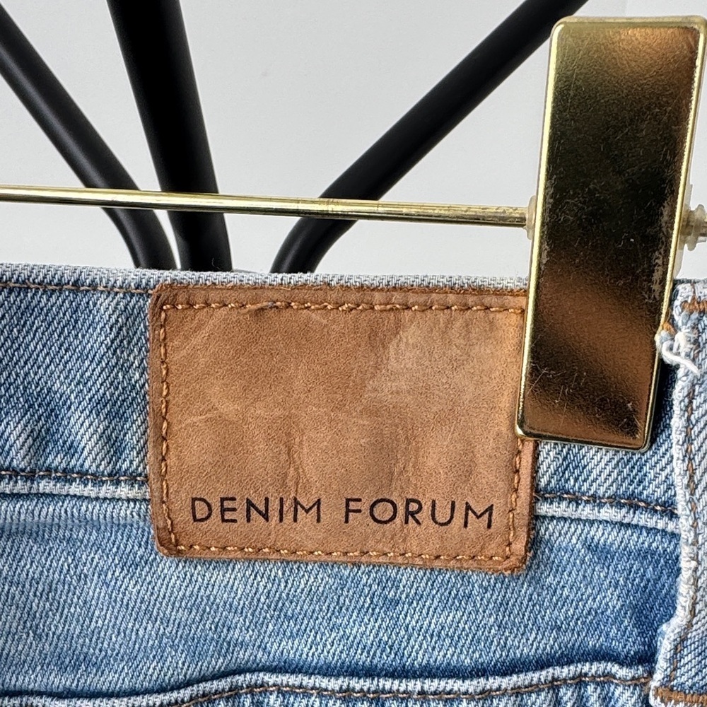 DENIM FORUM Yoko High-Rise Slim | Light Blue Wash | Women’s 26 - Picture 13 of 15